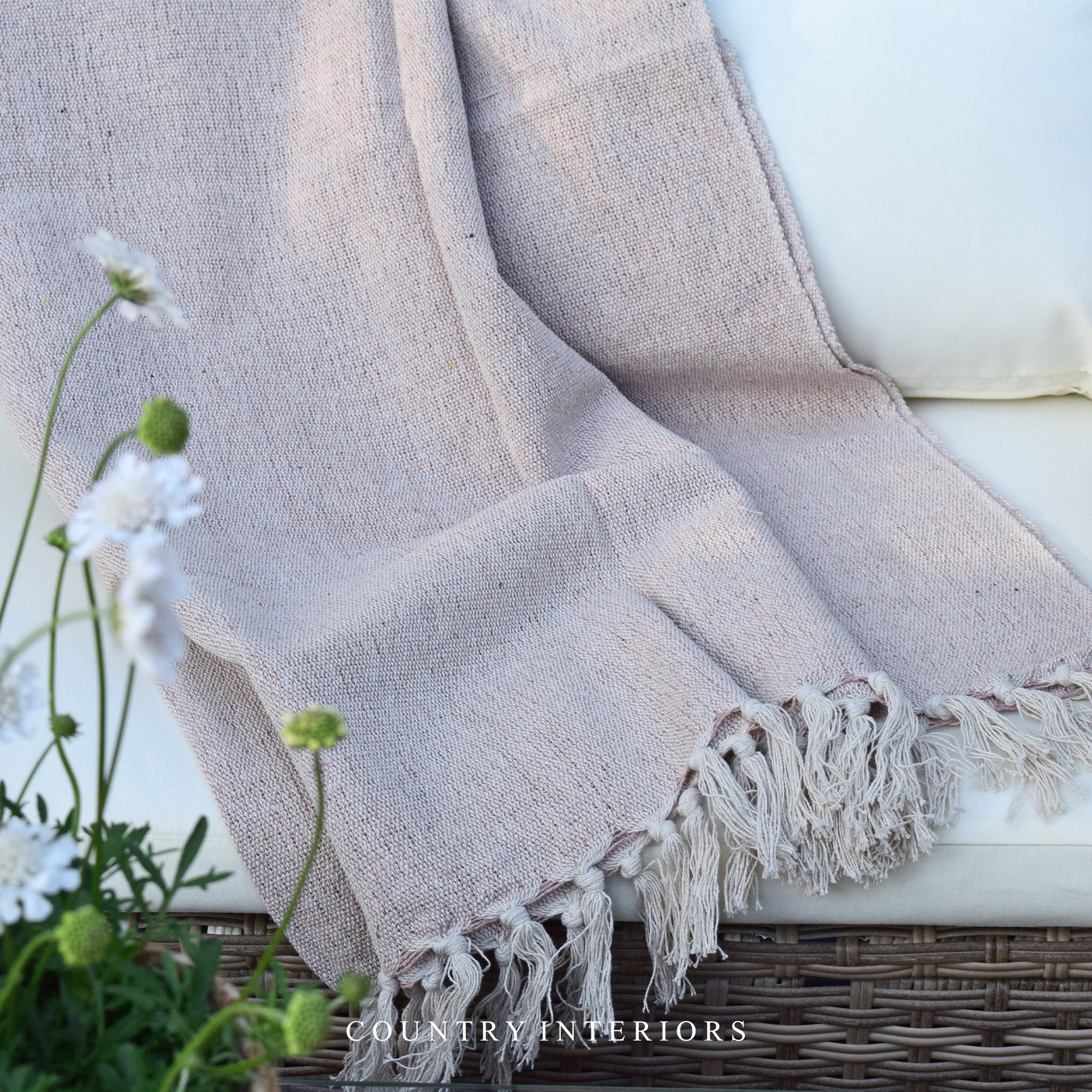 Cream / Malva Throw with Tassels