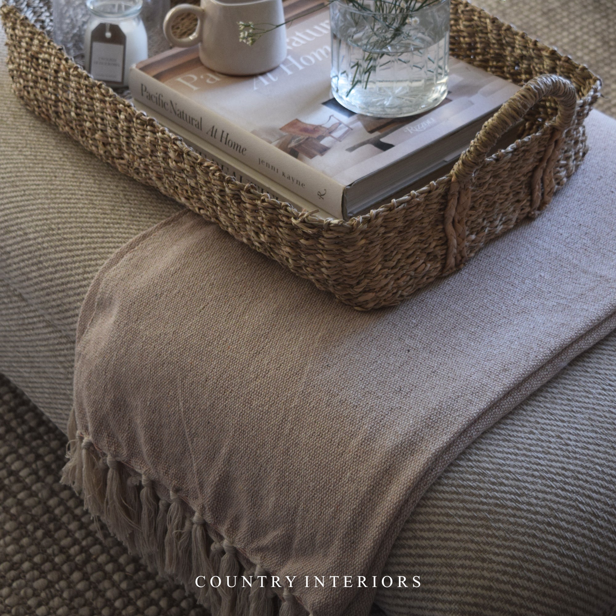 Cream / Malva Throw with Tassels