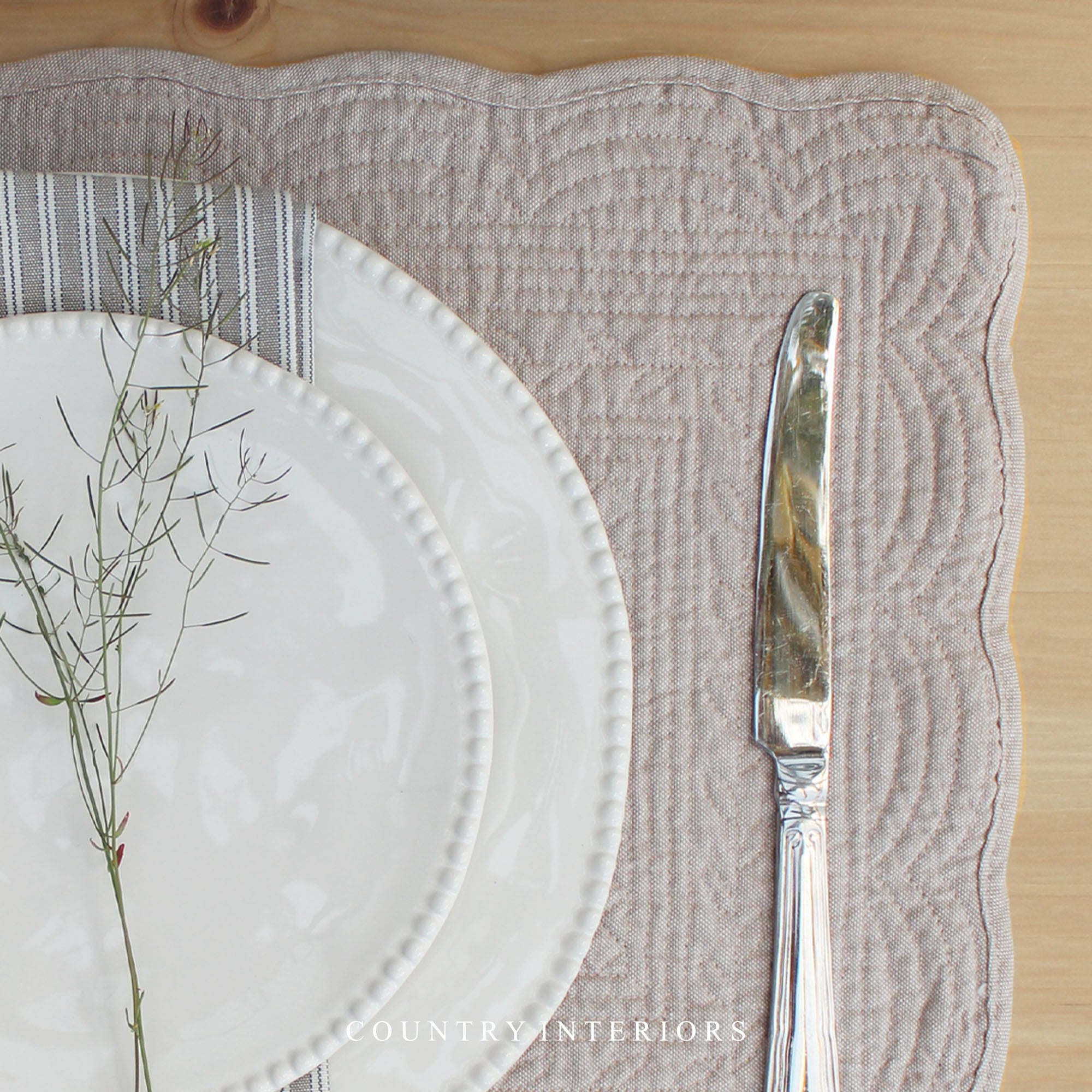 Quilted Placemat - Two Colours