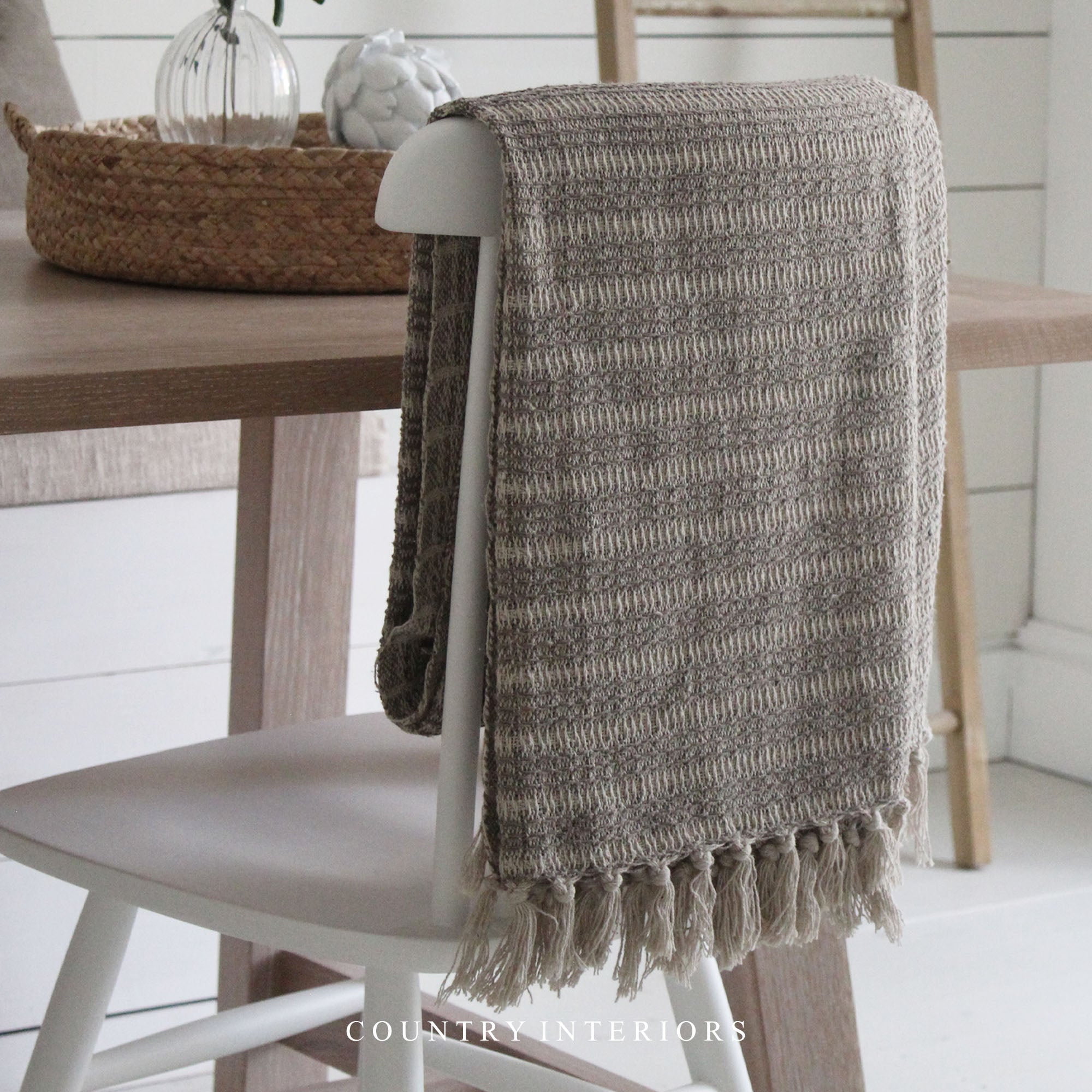 Cream Throw with Stripes and Tassels