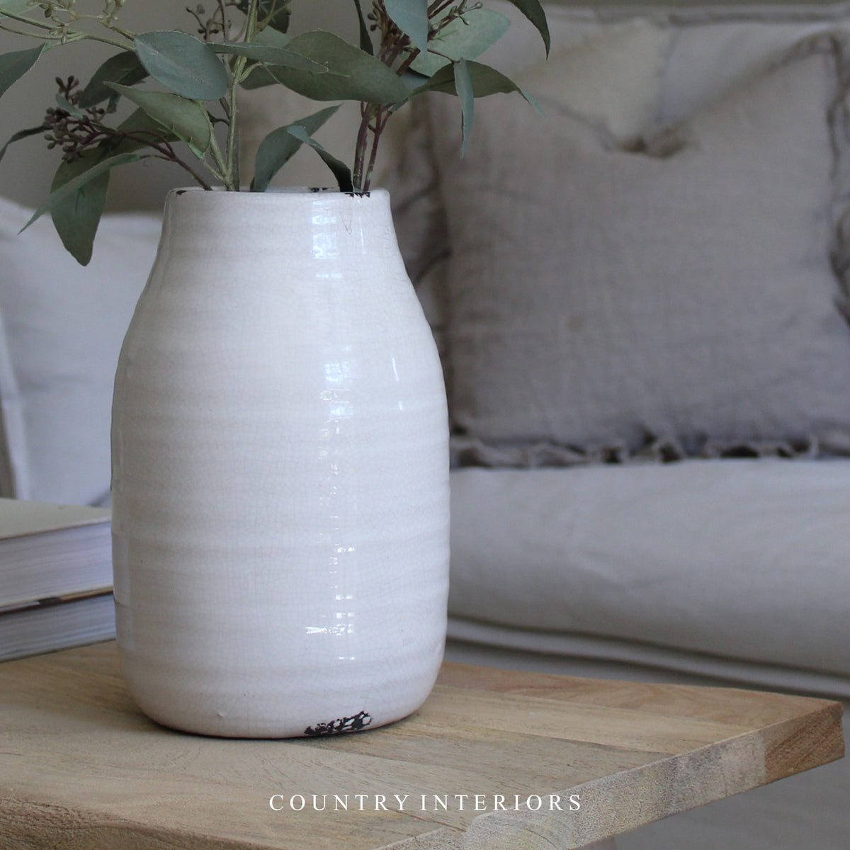 Darcy Vase in White