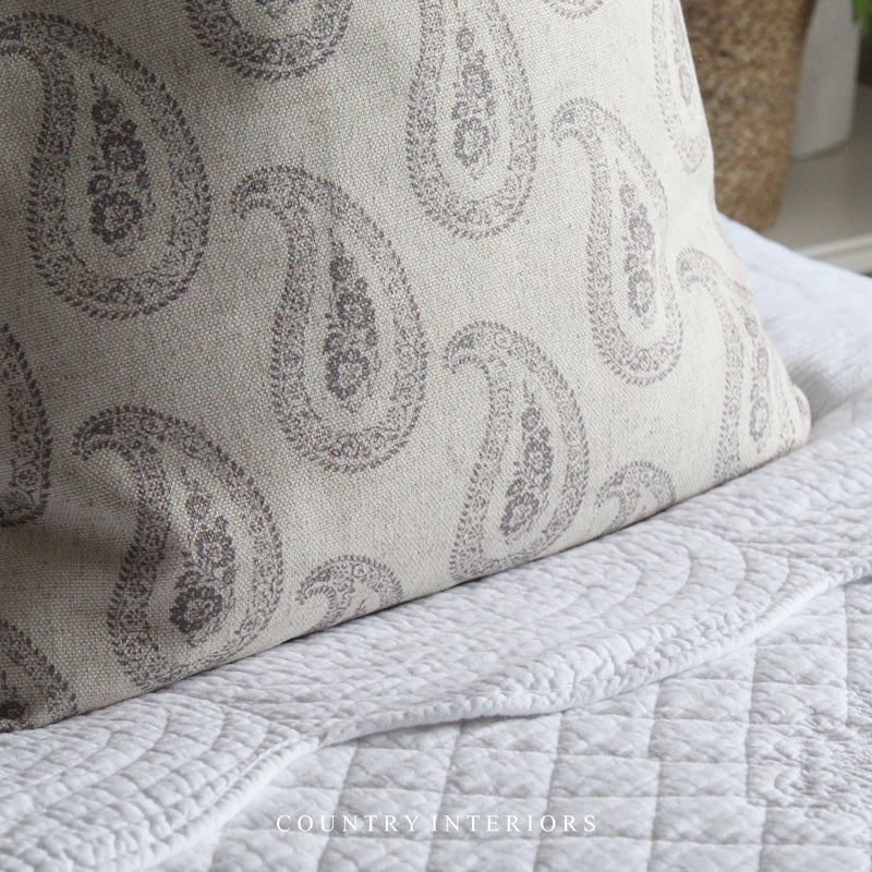 Classic Paisley Cushion Feather Inner