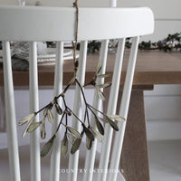 Mistletoe Bunch in Pistachio